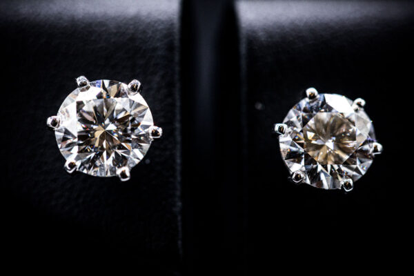 gia-solitaer-ohrringe-9